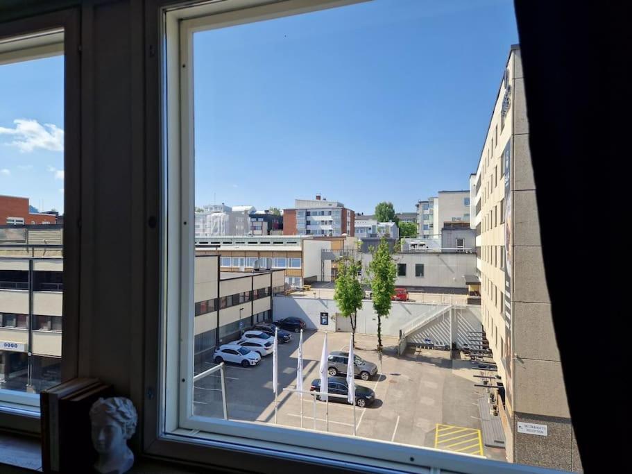 Tilava Kaksio Ydinkeskustassa Lägenhet *